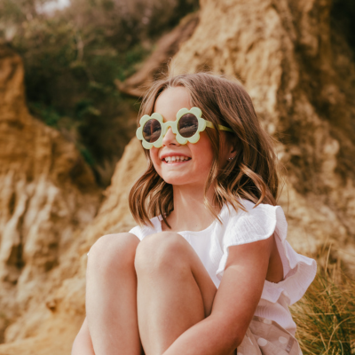 Okulary przeciwsłoneczne dla dzieci.