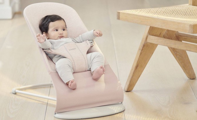 Bujak dla niemowląt różowy babybjorn bliss