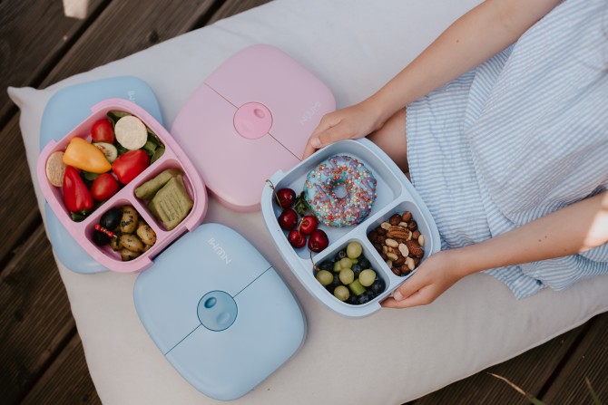 Szczelny lunch box z naklejkami Nuumi - Pink