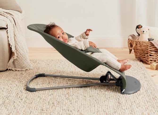 Leżaczek ze zdejmowanym poszyciem BabyBjorn