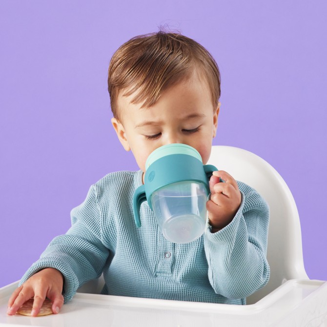 Kubek niekapek z ustnikiem 360 w kolorze zielonym b.box