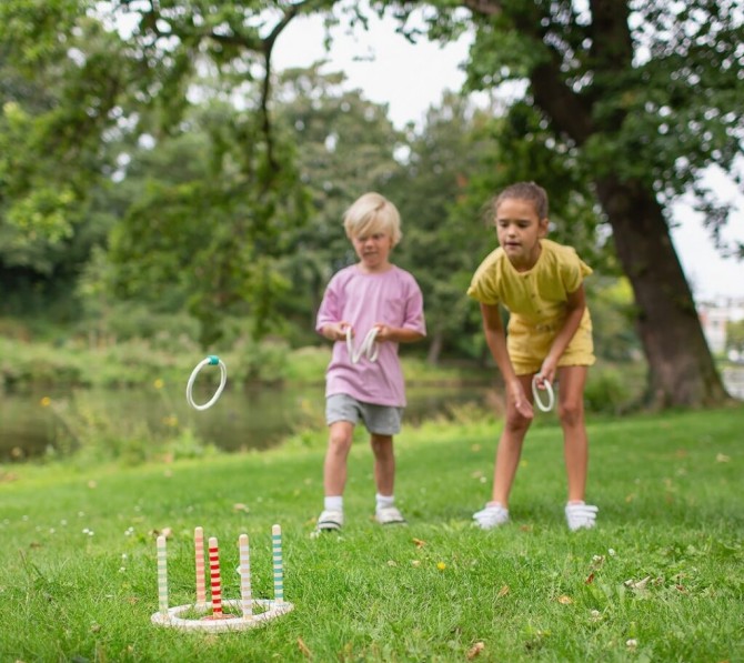 Zręcznościowa gra na dwór BS Toys Rzut obręczą do celu