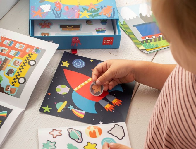 Naklejki geometryczne wielokrotnego użytku Apli Kids Transport