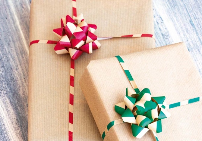 Kokardy i wstążka do prezentów świątecznych Apli Kids zielony