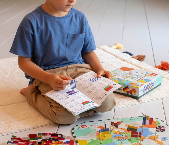Puzzle z edukacyjną grą dla 5-latka Apli Kids Flagi Europy
