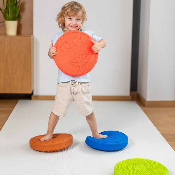 Poduszka sensoryczna z kolcami 30 cm Tullo wspierająca kregosłup