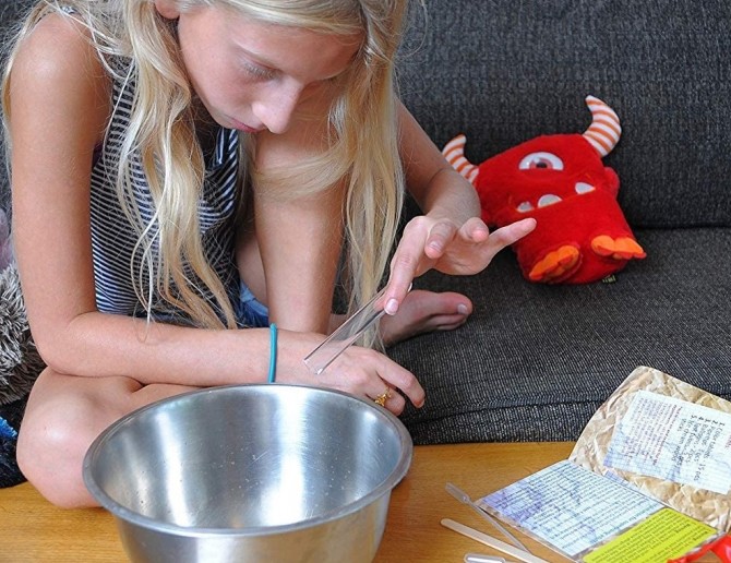 Zestaw eksperymentów Bańki i piana The Purple Cow 5 doświadczeń