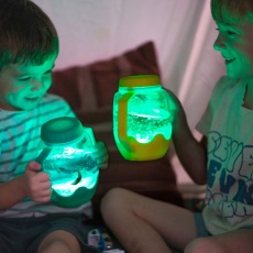 Słoik sensoryczny do napełnienia wodą Glo Pals - żółty