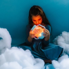Słoik sensoryczny do napełnienia wodą Glo Pals - błękitny