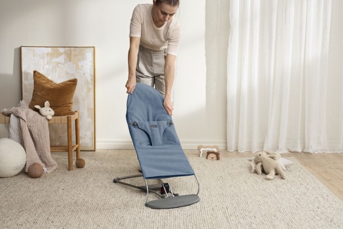 Leżaczek BABYBJORN BLISS WOVEN - Niebieski melanż