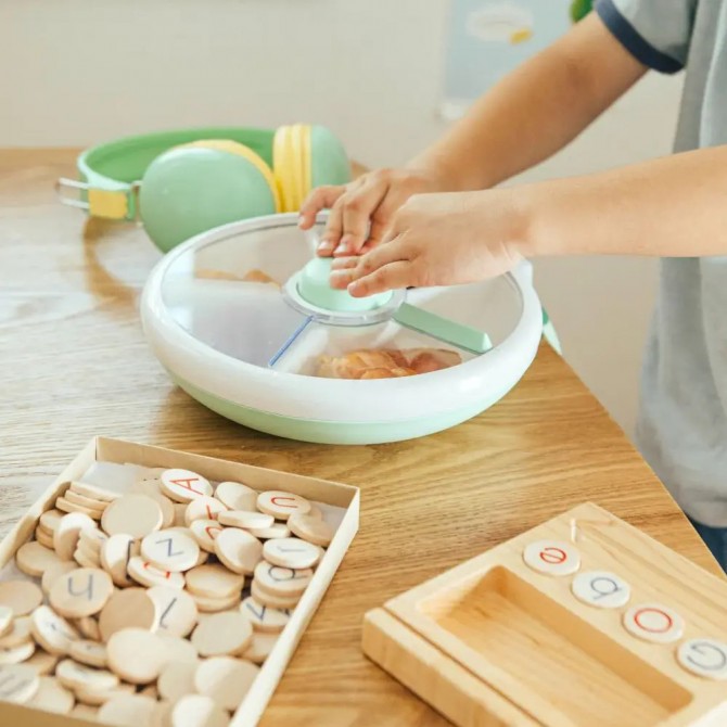 Duży pojemnik na przekąski Snack Spinner Gobe zielony