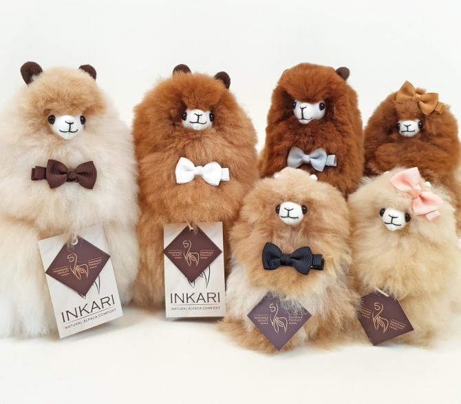 Puszysta maskotka z wełny Alpaka Inkari