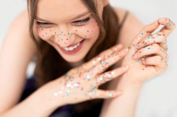 Brokat do twarzy Party Deco - Piegi na twarz mix