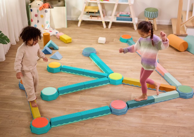 Ścieżka sensoryczna B. Toys