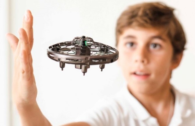 Mini dron dla dzieci od 6 lat sterowany gestami w kolorze niebieskim