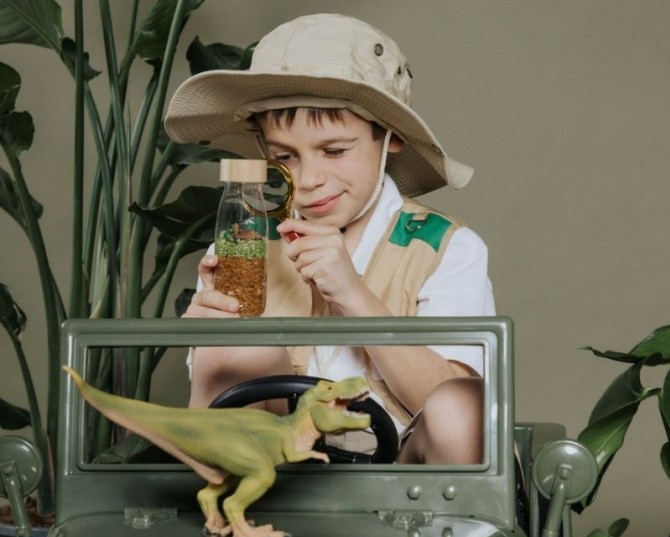 Kolorowa butelka obserwacyjna Petit Boum dinozaury