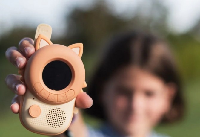 Walkie talkie, krótkofalówka dla dzieci The Zoofamily w kolorze pomarańczowym, fox