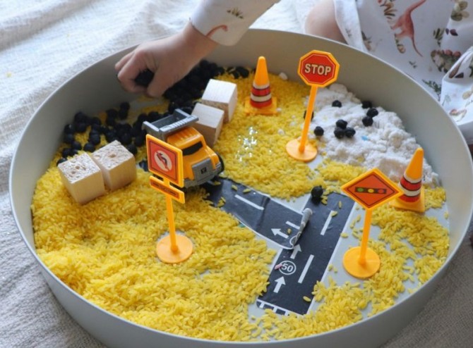Tacka sensoryczna Play Tray 2w1 Jellystone
