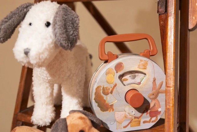 Pozytywka retro - radio muzyczne Egmont Toys - Przyjaciele