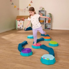 Muzyczna ścieżka sensoryczna B. Toys - Balance & Groove Set 14 el.