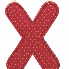 Literka "X" z materiału Lilliputiens