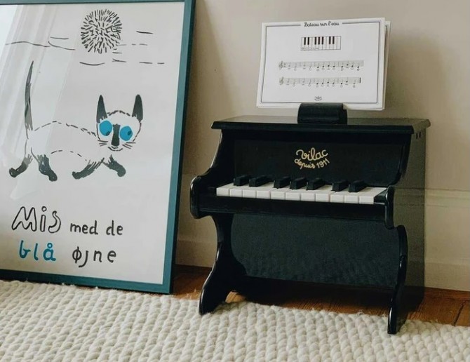 Pianino dla dzieci z nutami Vilac