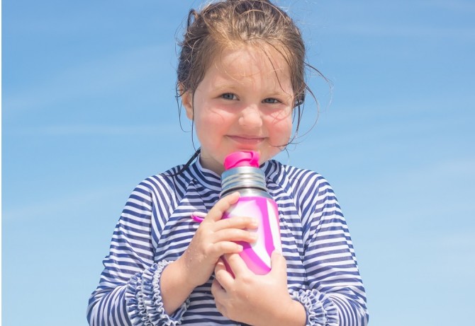 Termobutelka Pura Kiki ze słomką 260ml - różowa osłonka swirl