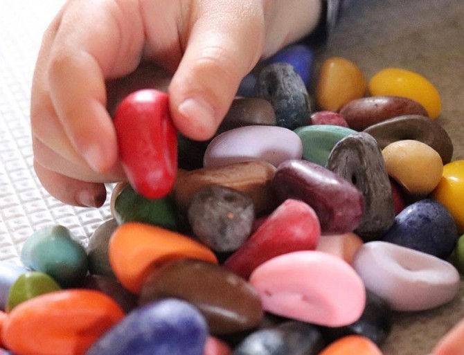 Kredki Crayon Rocks w pudełku 64 sztuki - 16 kolorów