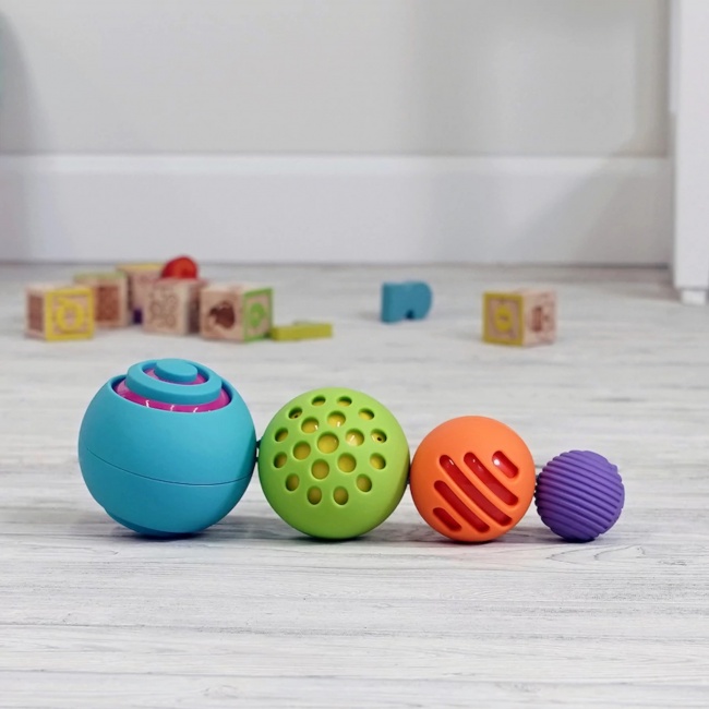 Kule Fat Brain Toys - OombeeBall