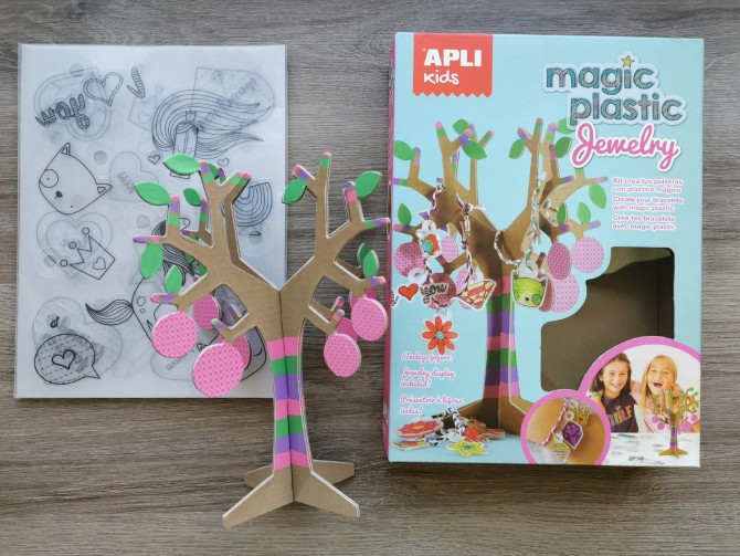 Zestaw z magicznym plastikiem Apli Kids - Biżuteria