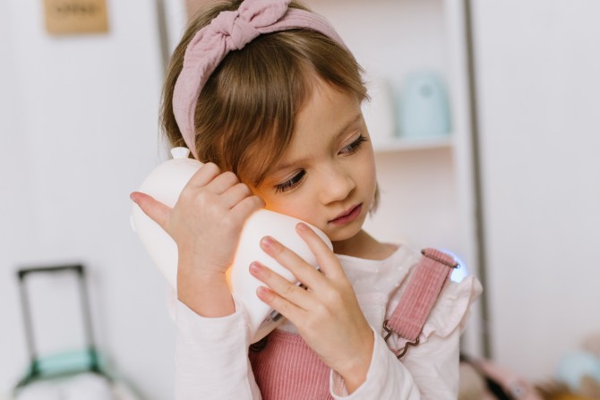 Lampka miś duży Rabbit & Friends - biały z pilotem