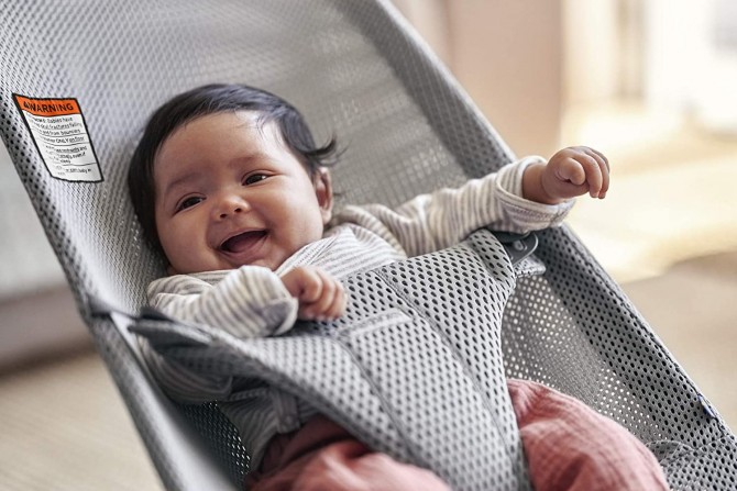 Leżaczek BABYBJORN BLISS MESH - Szary