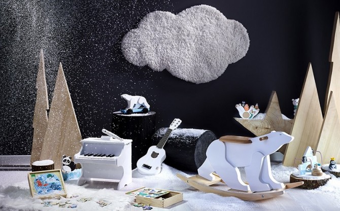 Pianino dla dzieci z nutami Vilac - białe