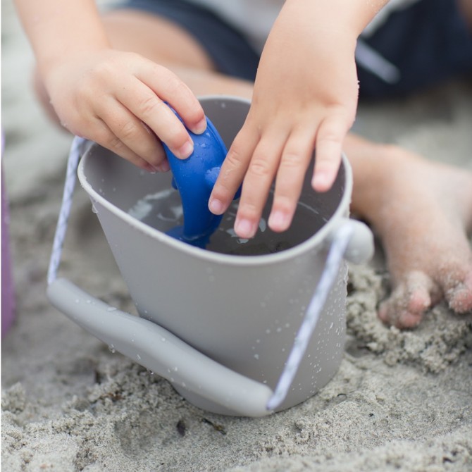 Zestaw zabawek do piasku Scrunch - Musztardowy