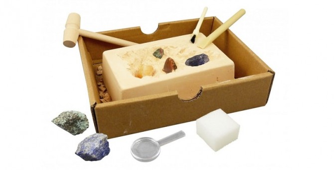 Mały archeolog Buki - Skały i minerały