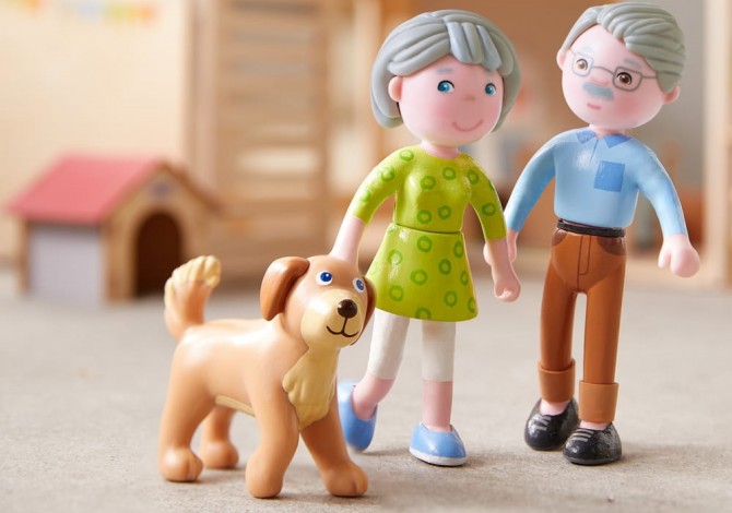 Zestaw laleczek Little Friends Haba - Dziadkowie