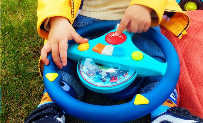 Interaktywna kierownica muzyczna B. Toys - Woofer’s Musical Driving Wheel