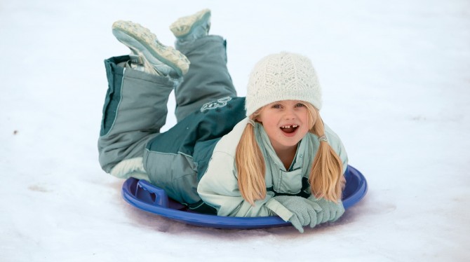 Ślizgacz zjazdowy talerz FunBob Dantoy - Blue