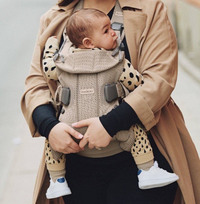 Nosidełko BABYBJORN ONE AIR 3D Mesh - Szary Beż