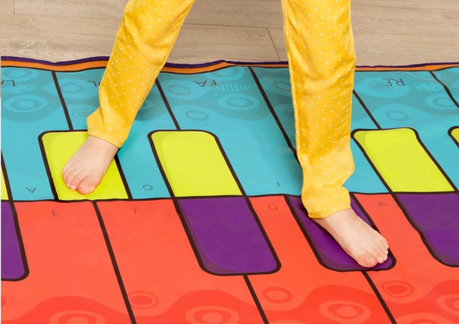 Mata muzyczna - pianino podłogowe B.Toys - Boogie Woogie Mat