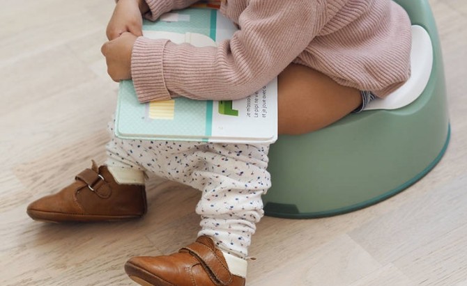 Nocnik z wyjmowanym wkładem Beaba - Sage Green