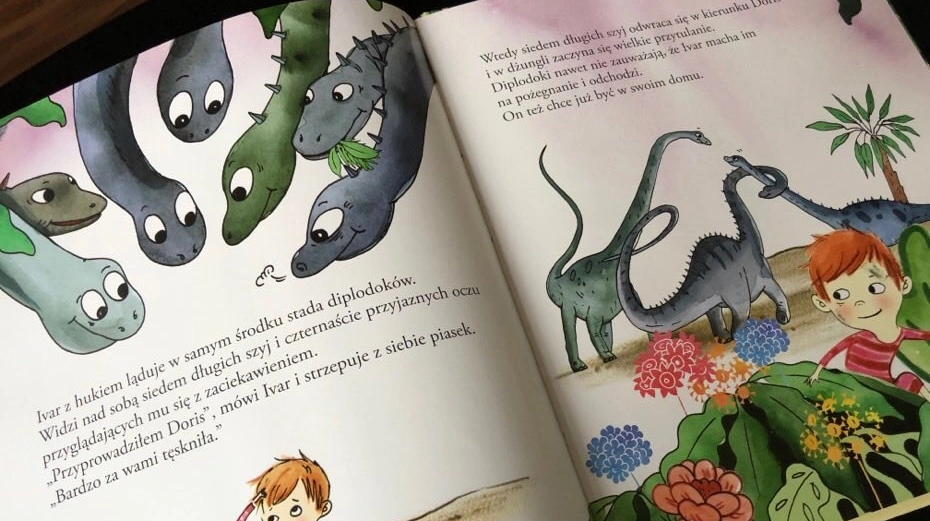 Książka "Ivar i zagubiony diplodok" wydawnictwo Czarna Owca