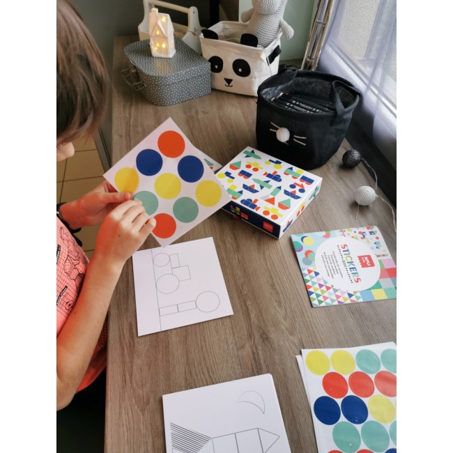 Zestaw z naklejkami geometrycznymi Apli Kids - Pojazdy