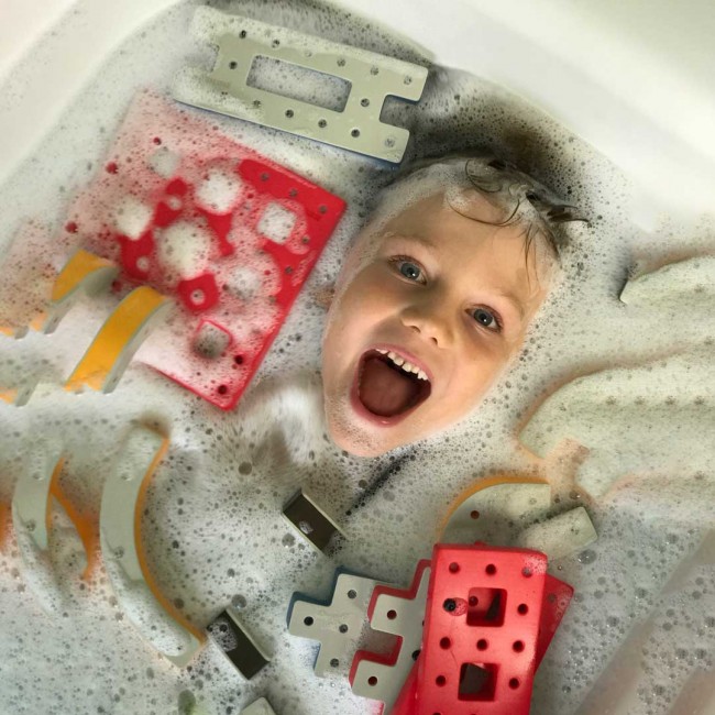 Piankowe klocki konstrukcyjne Bakoba - Creator box 74el.