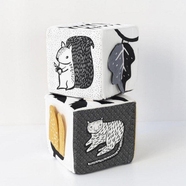 Miękka kostka kontrastowa Wee Gallery - Woodland