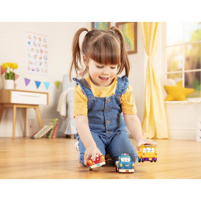 Trzy miękkie autka B. Toys - Wheeeels Mini z busem