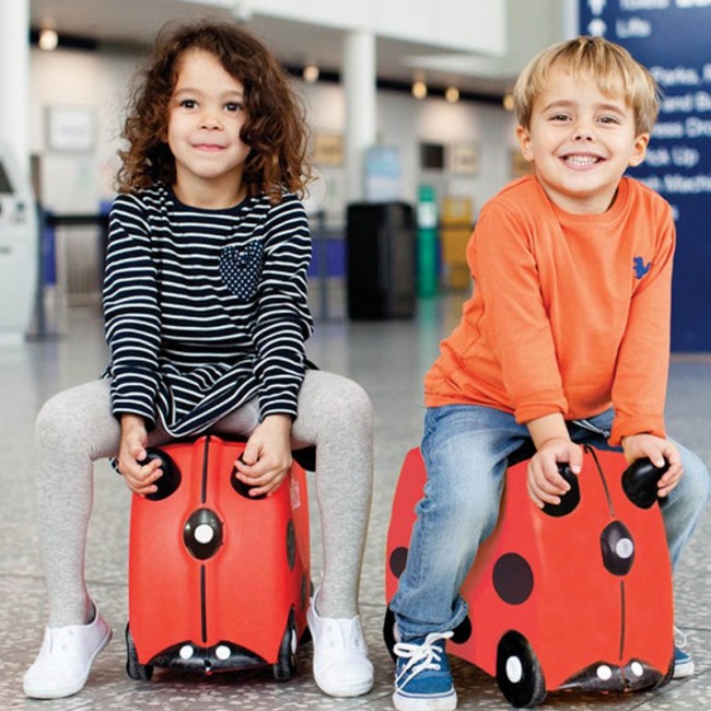 Jeżdżąca walizeczka Trunki - Biedronka