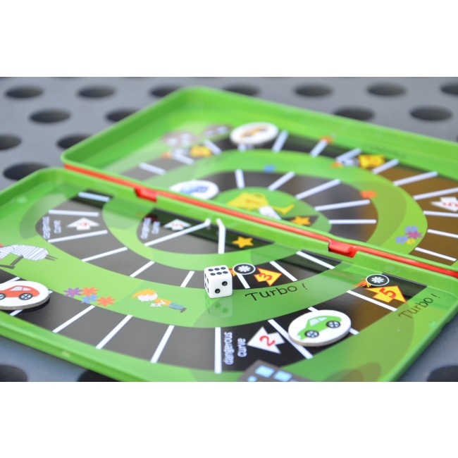 Podróżna gra magnetyczna The Purple Cow - Wyścigi samochodowe