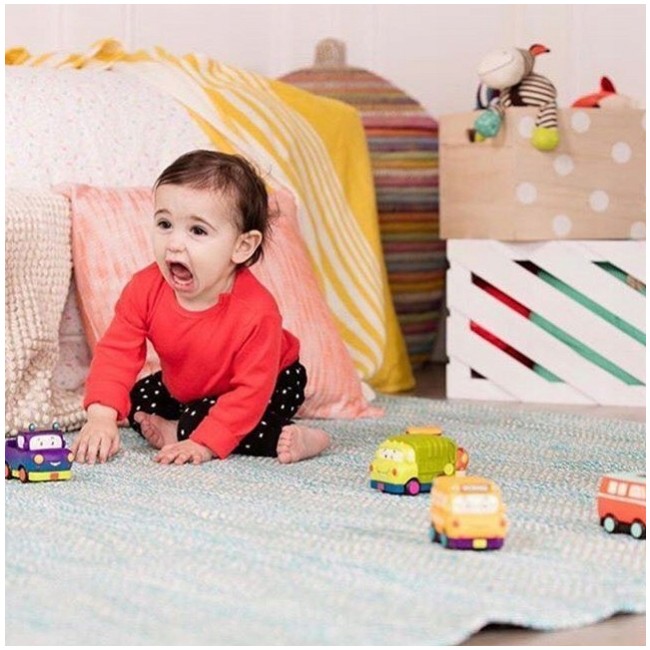 Trzy miękkie autka B. Toys - Wheeeels Mini z radiowozem