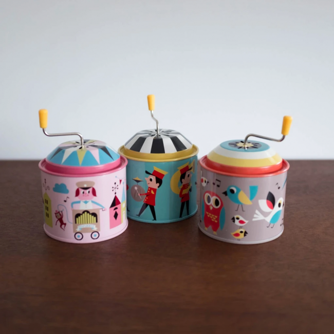 Katarynka by Ingela P Arrhenius Vilac - Niebieska